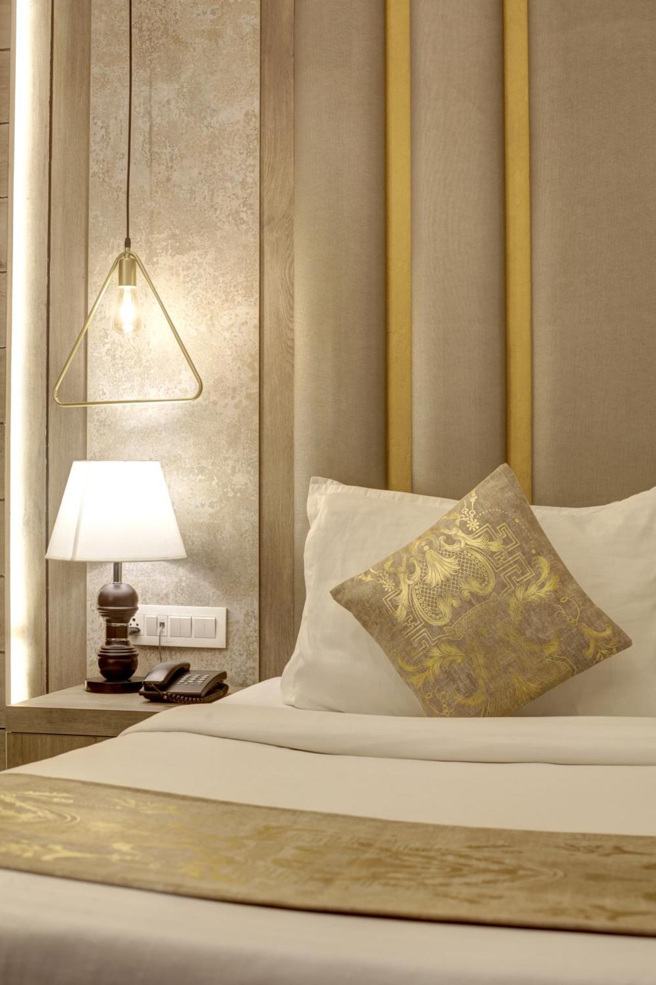Hotel Town Pallace Inn Patel Nagar New Delhi Экстерьер фото