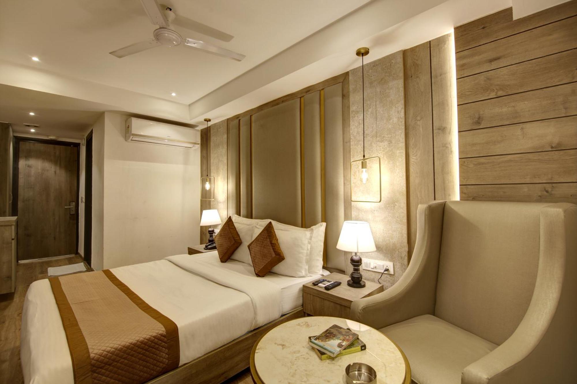 Hotel Town Pallace Inn Patel Nagar New Delhi Экстерьер фото