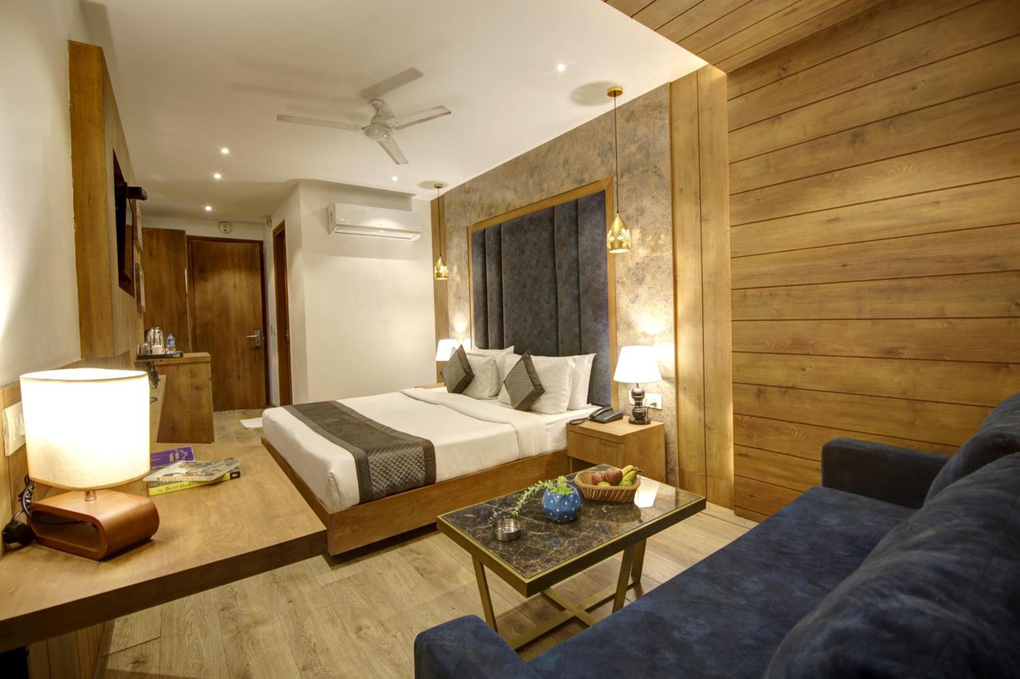 Hotel Town Pallace Inn Patel Nagar New Delhi Экстерьер фото