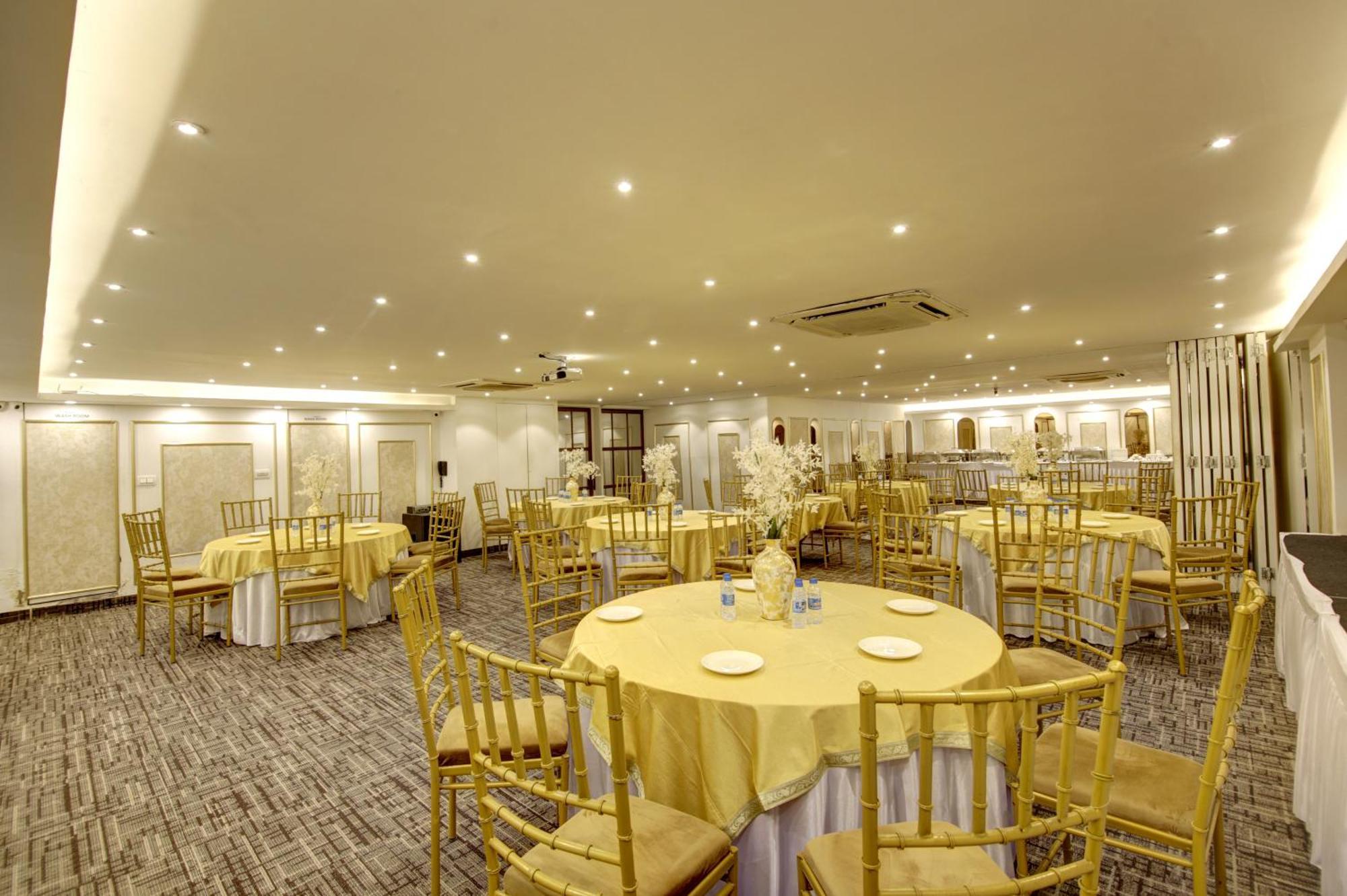 Hotel Town Pallace Inn Patel Nagar New Delhi Экстерьер фото