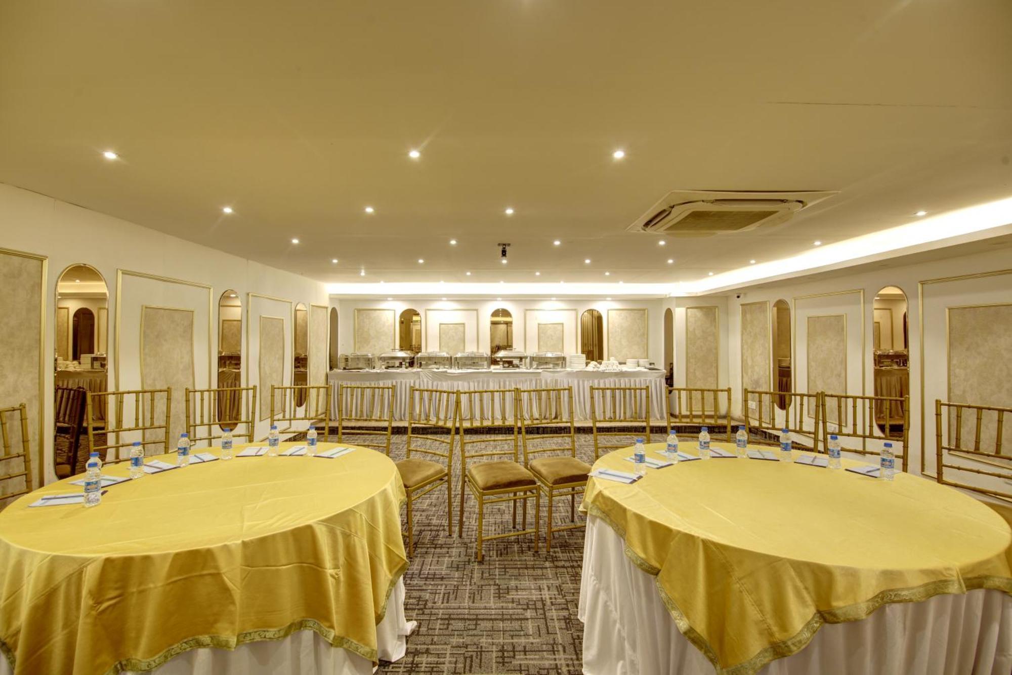 Hotel Town Pallace Inn Patel Nagar New Delhi Экстерьер фото