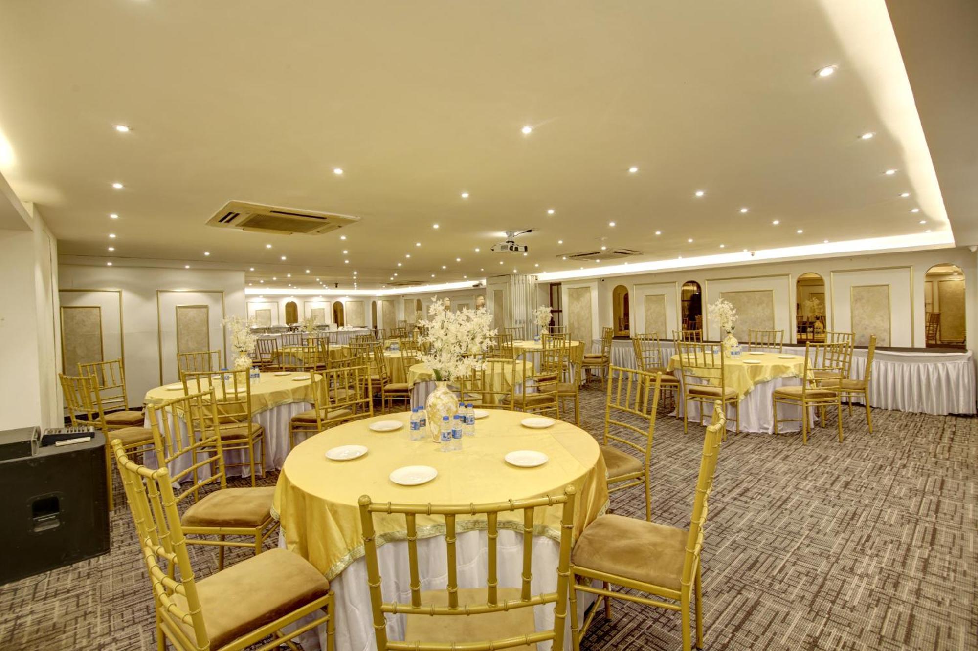 Hotel Town Pallace Inn Patel Nagar New Delhi Экстерьер фото
