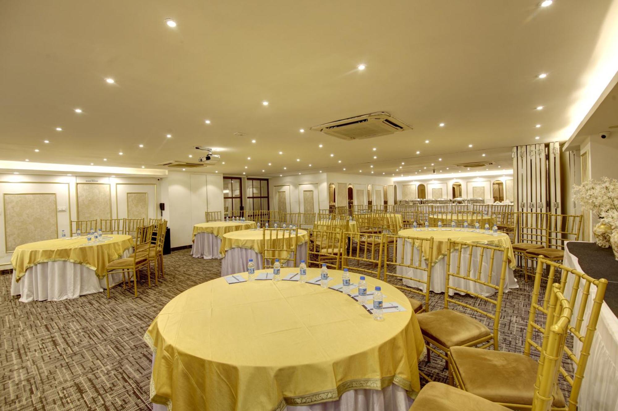 Hotel Town Pallace Inn Patel Nagar New Delhi Экстерьер фото