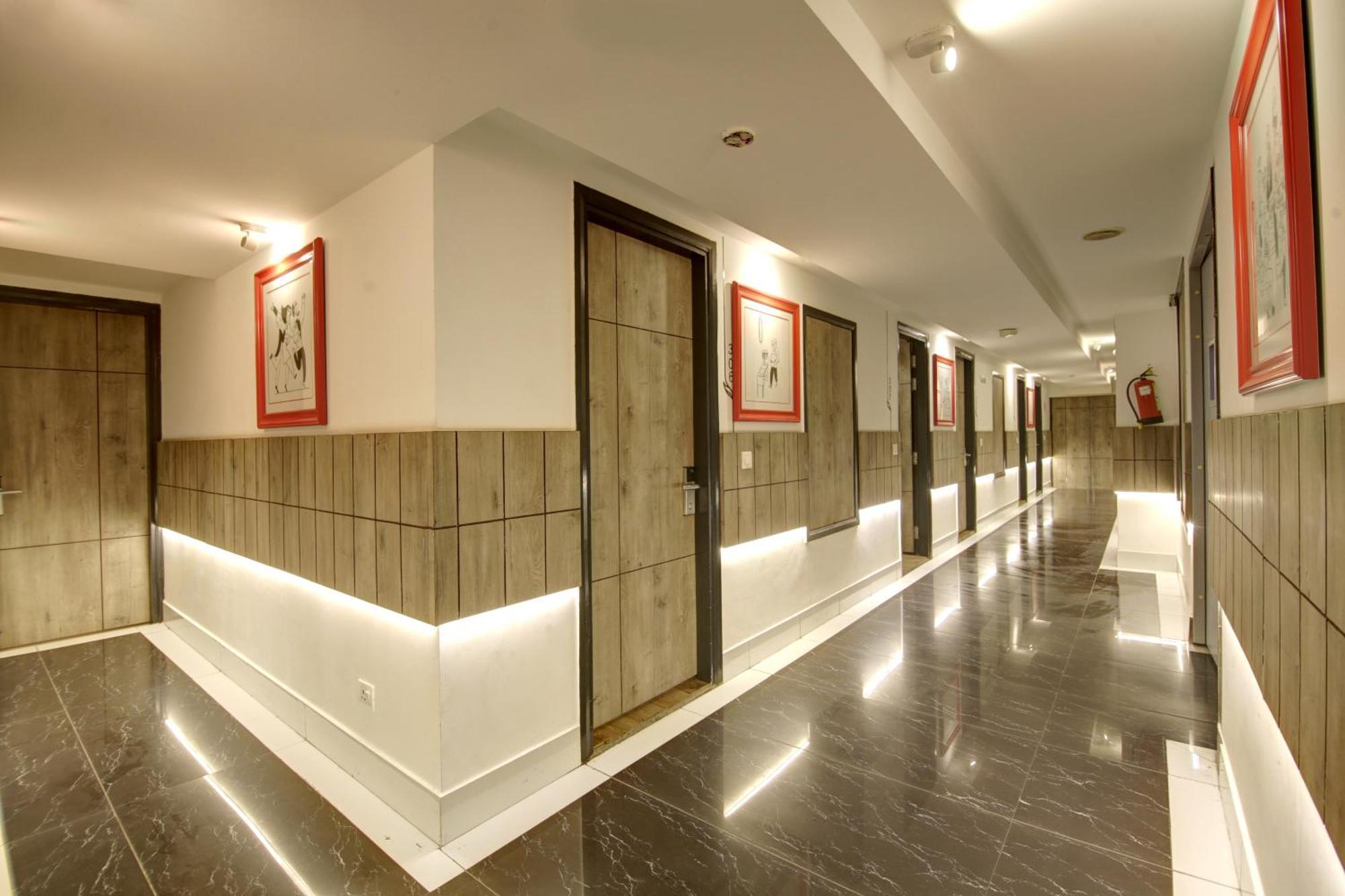 Hotel Town Pallace Inn Patel Nagar New Delhi Экстерьер фото