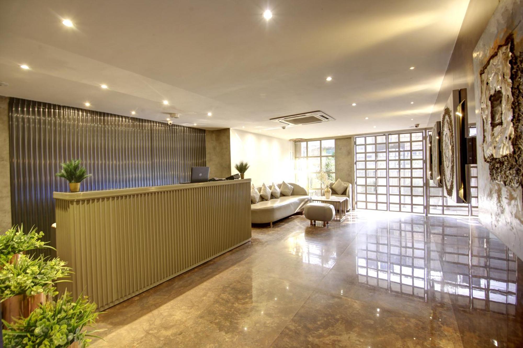 Hotel Town Pallace Inn Patel Nagar New Delhi Экстерьер фото